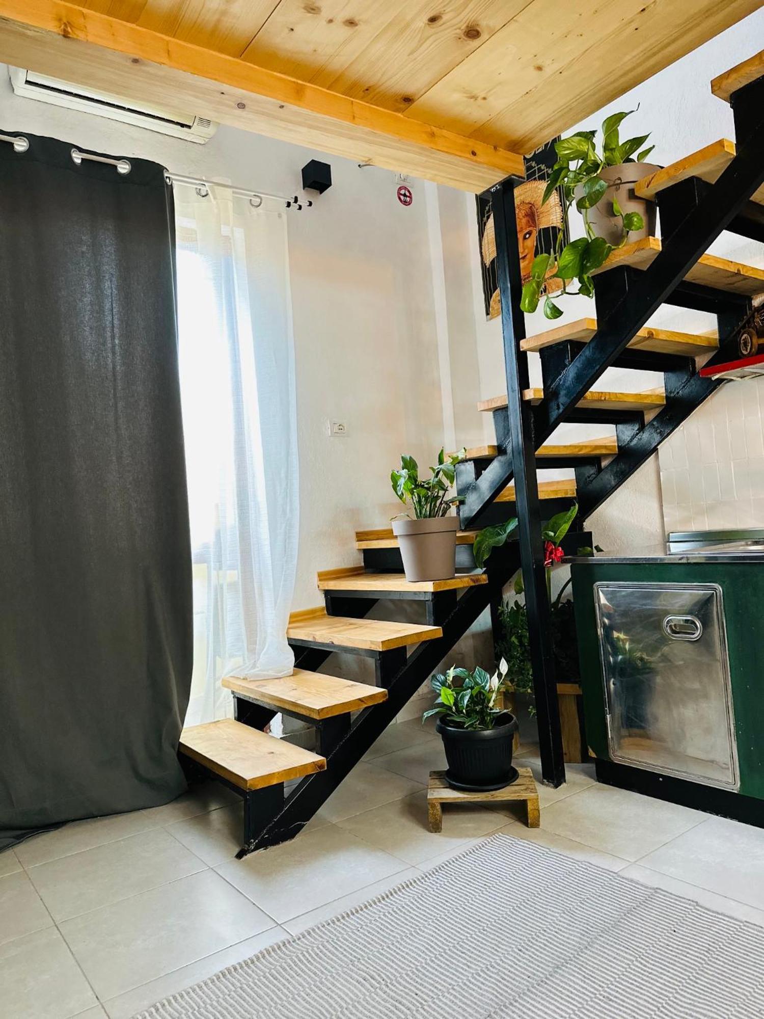 My Wooden Apartments Тирана Экстерьер фото